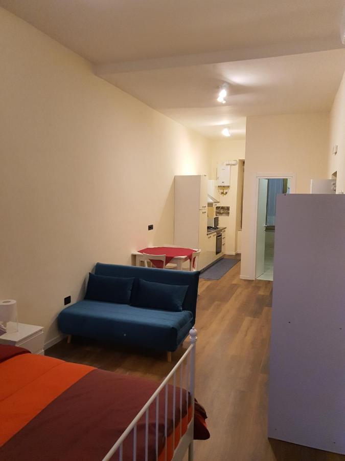 Opera Home Napels Buitenkant foto
